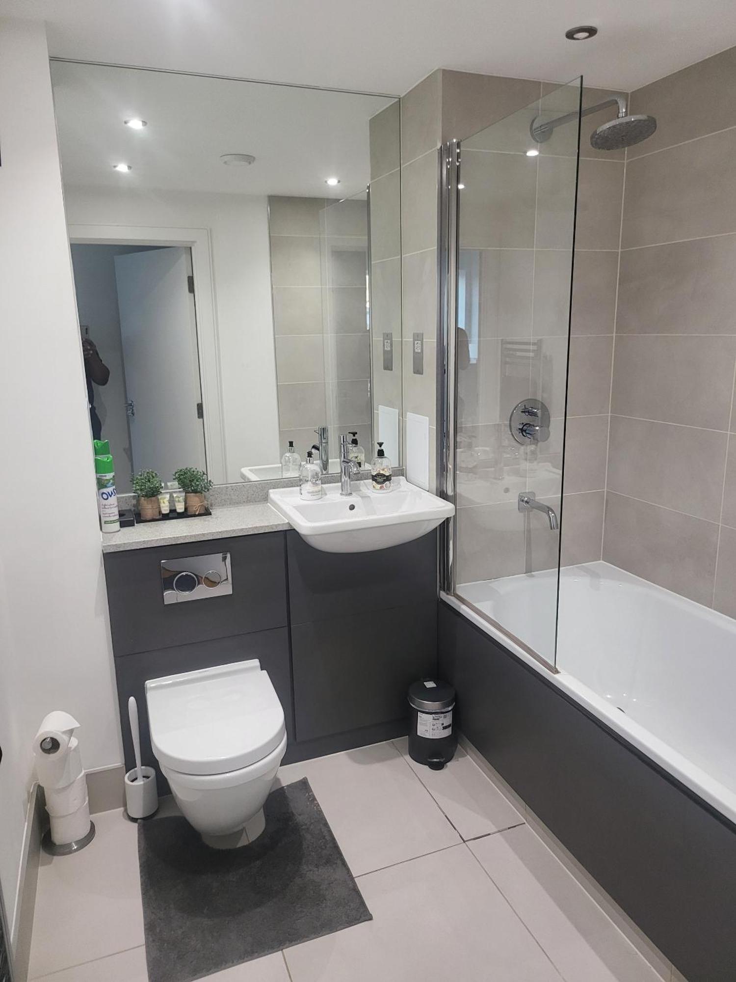 Kayz Lodge- Luxury Ensuite-Private & Shared Accommodation In A New House At The Olympic Village Overlooking Stratford Westfield And Tube Station London Zimmer foto